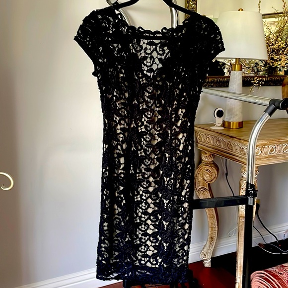 Chetta B lace cocktail dress size 2 - Picture 1 of 5